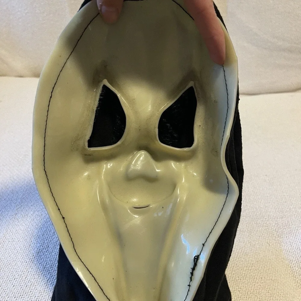 Scream Ghostface Hooded Evil Smiling Mask Fun World Div Glow In The Dark Vintage